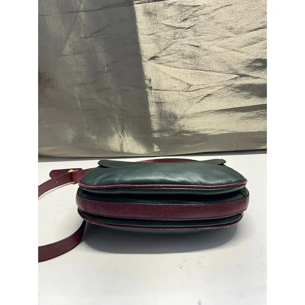 Bottega Veneta Green VINTAGE Leather Shoulder Bag Burgundy Trim Tassel